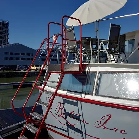 Hotel Le Bateau Ivre à Bordeaux Extérieur photo