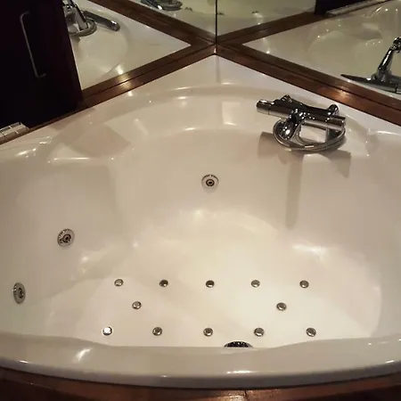 Hotel Le Bateau Ivre à Bordeaux Extérieur photo