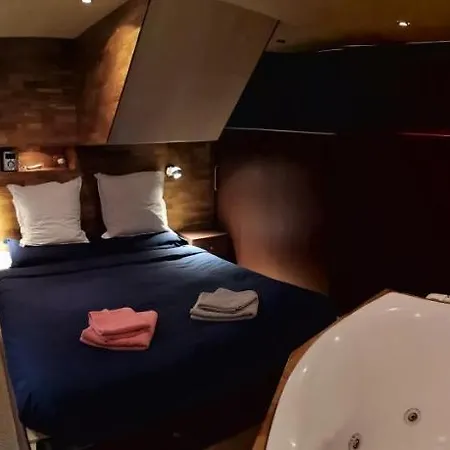 Hotel Le Bateau Ivre à Bordeaux Extérieur photo
